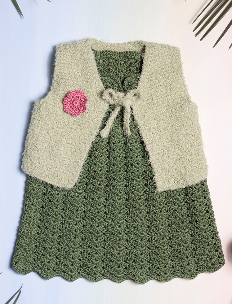 modèle tricot Cardigan sans manches en Digitalis de Plassard