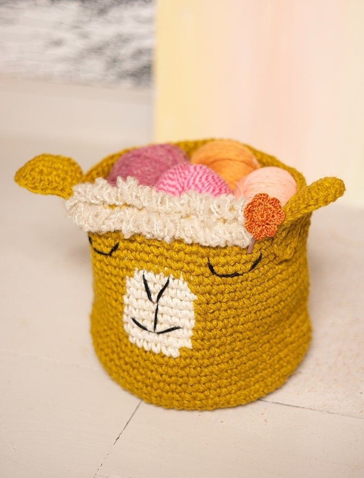modèle crochet Panière lama au crochet en Ouzo de Plassard